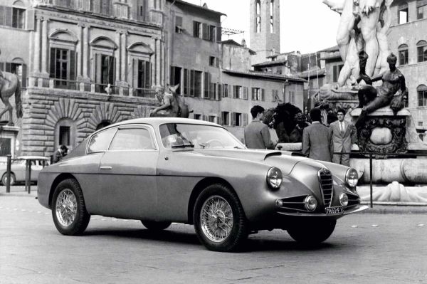 A come Alfa Romeo, Z come Zagato: due punti di riferimento fortissimi per l’automobile che OldCar24 presenta nel suo stand.