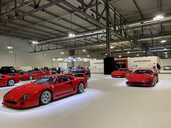 A caccia di affari tra i privati a Milano Autoclassica 2022 
