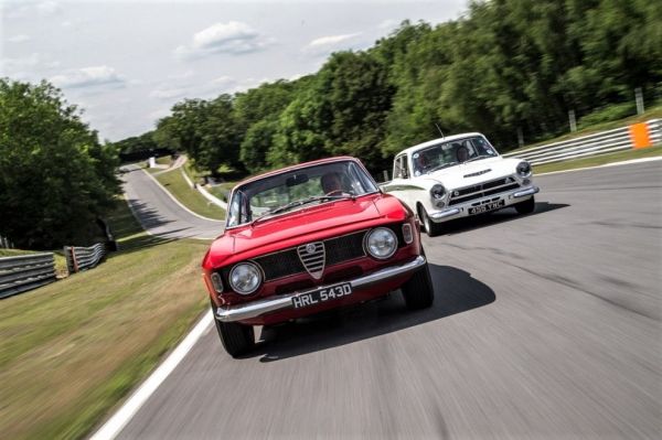 RARA OPPORTUNITA' IN TEMPI DI CORONAVIRUS: ALFA ROMEO GIULIA GTA 1965,  UNA LEGGENDA INFINITA