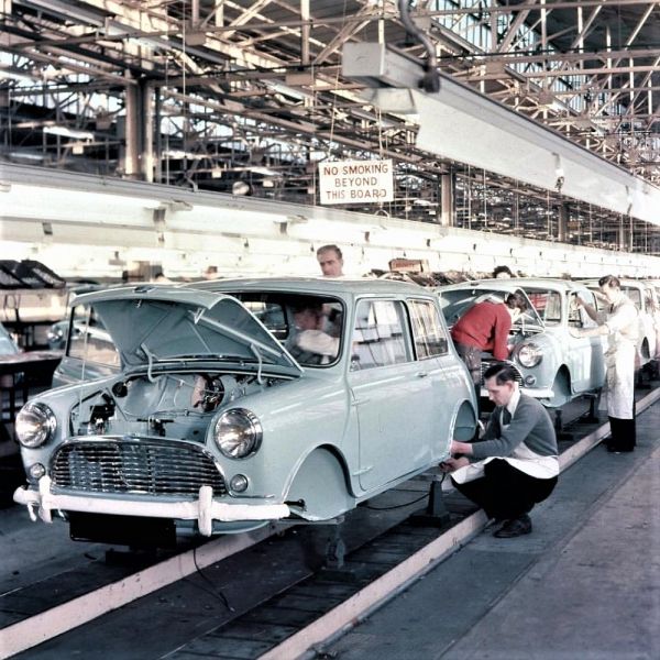 MINI È BELLO-1959/2019: I 60 ANNI DI UNA VETTURA PRATICA ED ELEGANTE