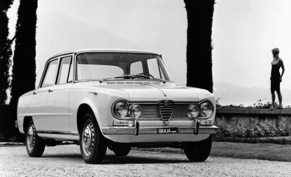 Alfa Romeo Giulia Super
