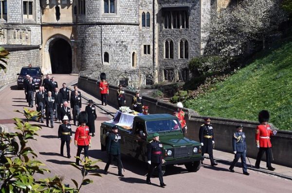 L'ADDIO A SUA ALTEZZA REALE IL PRINCIPE FILIPPO DI EDIMBURGO