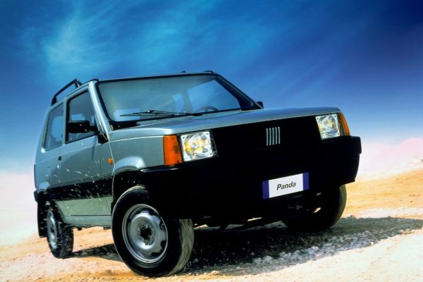 PANDISSIMA, LA FIAT PANDA COMPIE 40 ANNI