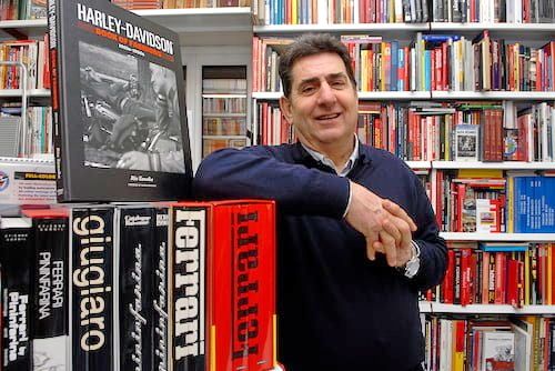 La libreria Gilena International Motor Books: nel cuore della Mille Miglia, a Brescia, è tra le migliori e più assortite librerie del mondo.