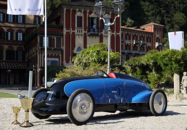 A Cernobbio il Concorso d'Eleganza Villa d'Este : la Lurani Nibbio vince la Coppa d'Oro 