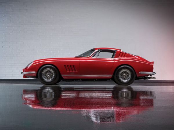 Monterey : all'asta una collezione di 13 Ferrari da 20 milioni di dollari