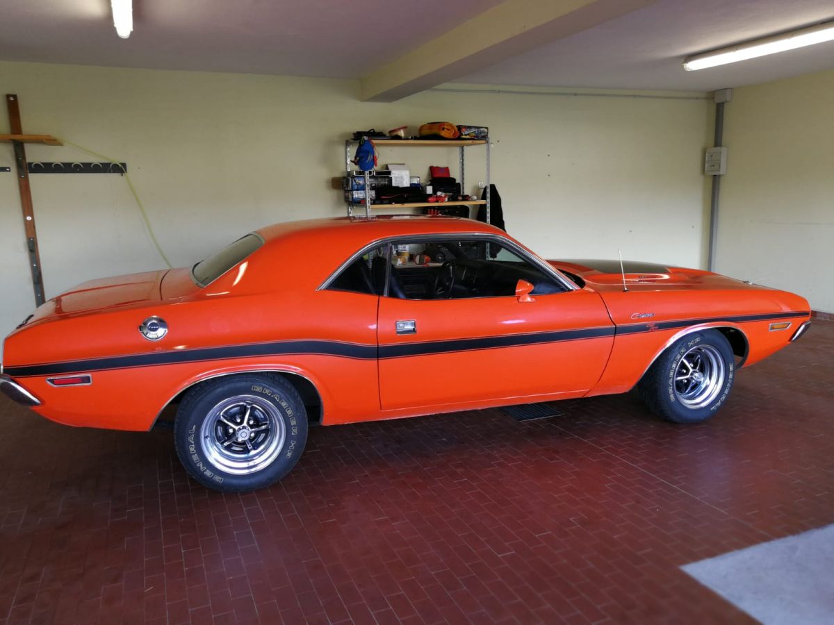 OldCar24 DODGE Challenger RT manual shift pistolgrip d'epoca in vendita OldCar24