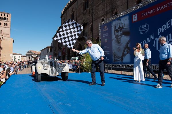 32° GRAN PREMIO NUVOLARI: PRIMO TRIONFO PER ALIVERTI-VALENTE A BORDO DI UNA BMW 328 ROADSTER DEL 1937 