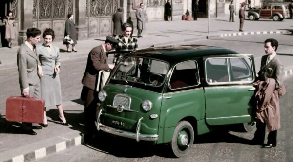 FIAT 600 MULTIPLA 1956-1967: QUANDO I TAXI ERANO VERDI (E NERI)