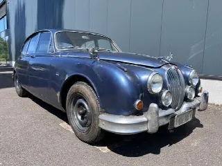 Foto 1 di 14: JAGUAR 4,2 MK2 