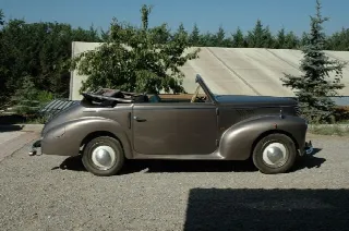 Foto 3 di 8: FIAT 1100 B Cabrio carrozzeria speciale del Lingotto