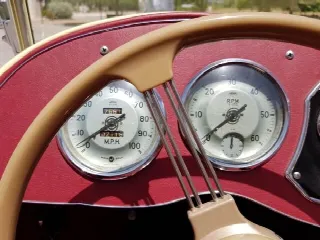 Foto 11 di 17: MG TD   