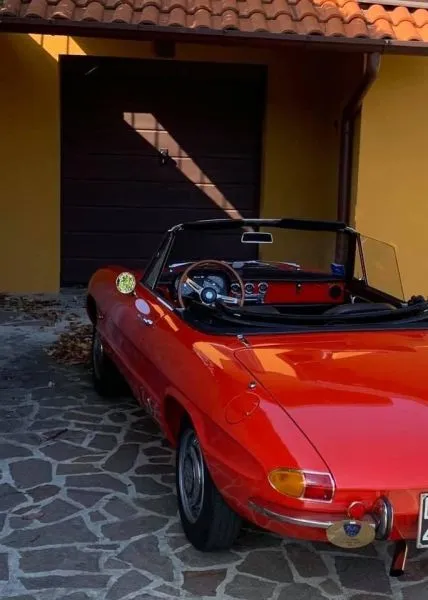 ALFA ROMEO Duetto 1750 Spider Veloce