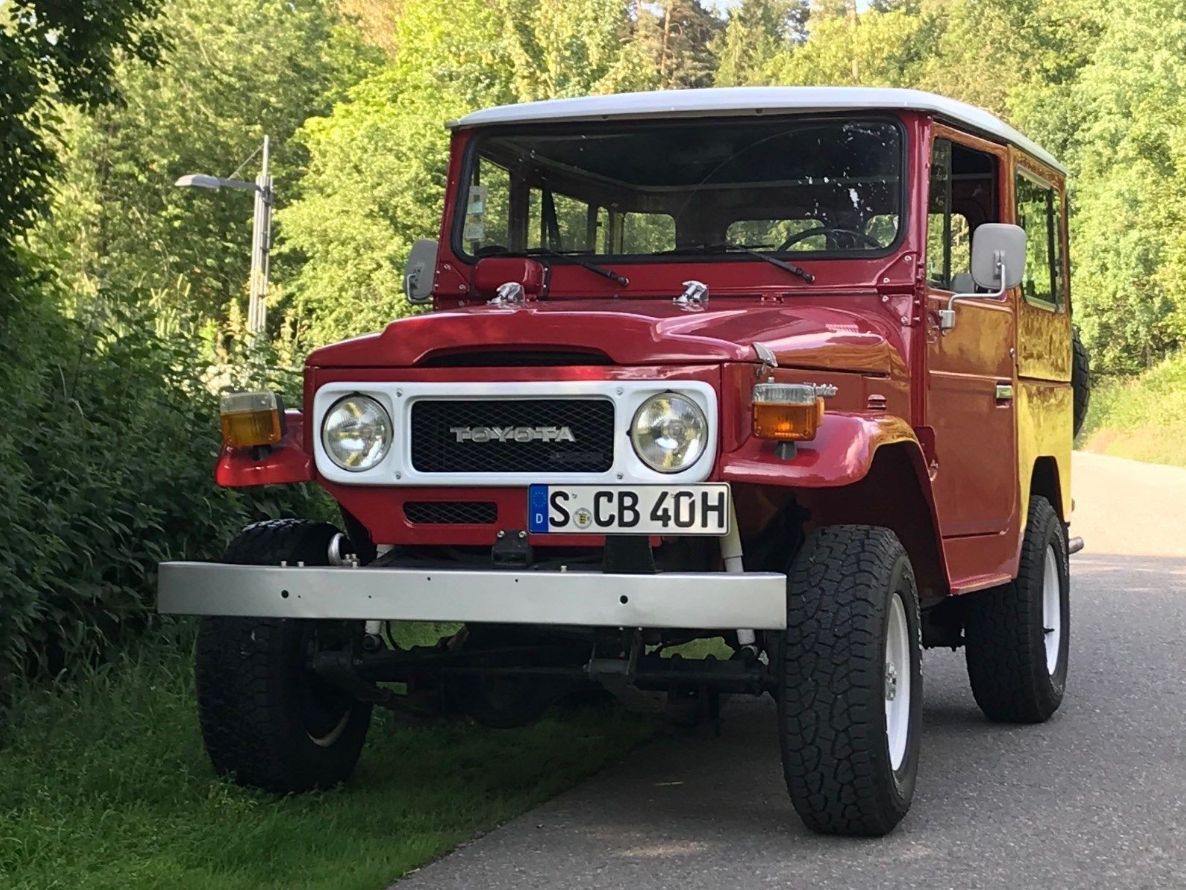 TOYOTA LandCruiserFJ40 BJ 40 3.0 L 