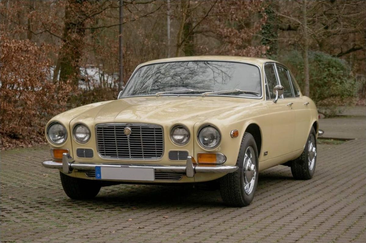 JAGUAR XJ6(1968-1987) 4.2 Serie 1 