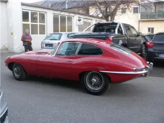 Foto 7 di 11: JAGUAR Coupè 