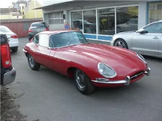 Foto 4 di 11: JAGUAR Coupè 