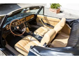 Foto 2 di 2: ABARTH 124Spider Cabrio  
