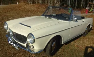 Foto 1 di 4: FIAT 1200 Pininfarina 
