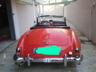 Foto 4 di 9: MERCEDES-BENZ 190 SL 