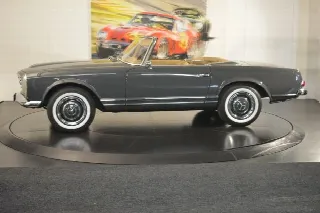 Foto 8 di 15: MERCEDES-BENZ SL Pagoda (1963-1971) 230 - Total Restauration über 150'000.- Fr.