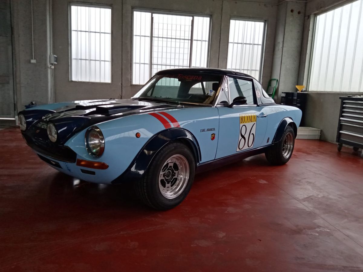 FIAT 124 spider replica Abarth