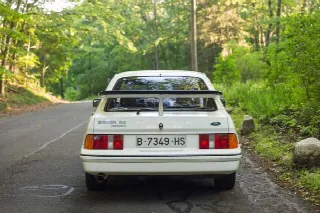 Foto 3 di 4: FORD  Sierra RS Cosworth