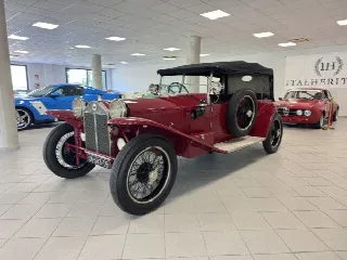Foto 2 di 31: LANCIA Lambda  Tipo 218 Corsa 1000Miglia Passo Corto 