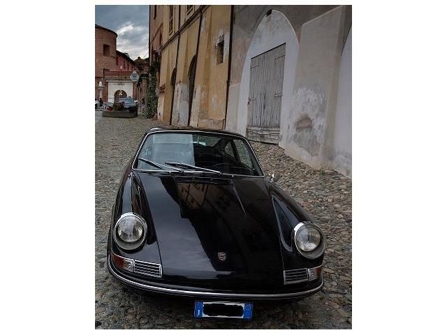 PORSCHE 911  SWB   