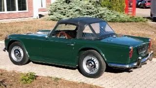 Foto 2 di 7: TRIUMPH TR4 Convertible 