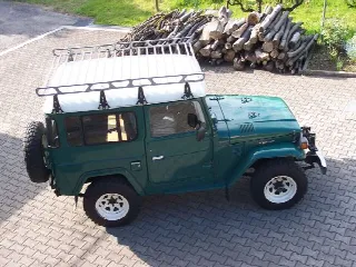 Foto 4 di 12: TOYOTA Land Cruiser BJ 40 