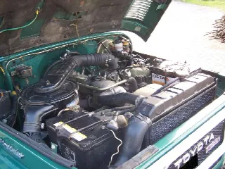Foto 7 di 12: TOYOTA Land Cruiser BJ 40 