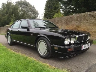 Foto 6 di 8: JAGUAR Sport Xjr  