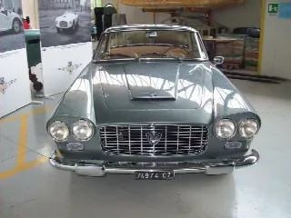 Foto 1 di 20: LANCIA Flaminia touringsuperleggera 2.8 GT   