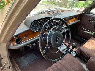 Foto 2 di 8: MERCEDES-BENZ S-Class(1965-1972) 280SE 3.5 