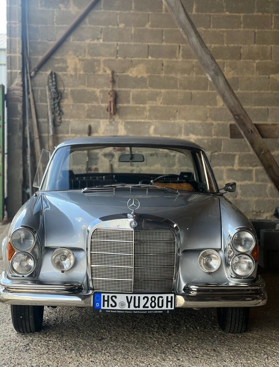 MERCEDES-BENZ 280 W111 280SE Coupe 