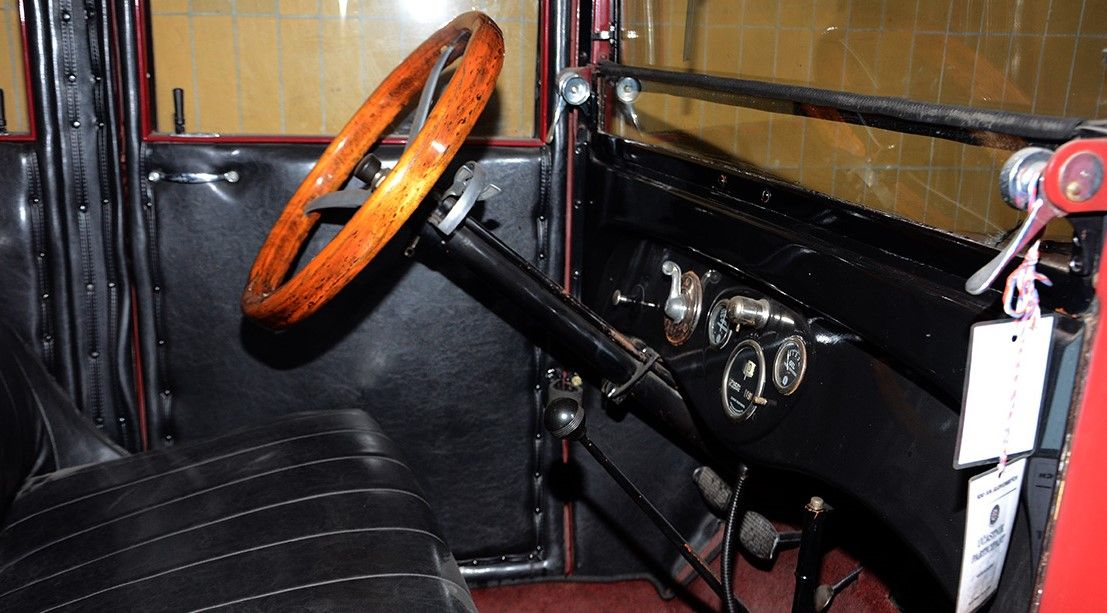 DODGE 116(1923-1925) dodge business sedan 1924   