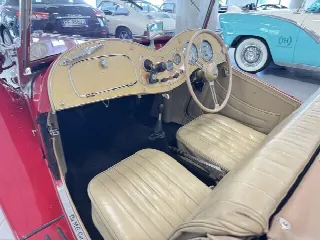 Foto 13 di 30: MG TD  