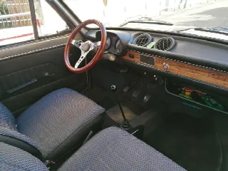 Foto 4 di 4: FIAT 127 I serie 2 porte