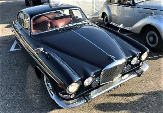 Foto 1 di 23: JAGUAR 420G 