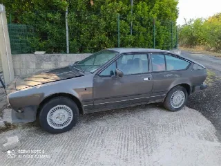 Foto 4 di 7: ALFA ROMEO GTV A.R. 2000 
