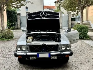 Foto 15 di 17: MERCEDES-BENZ SL(1971-1989) 450