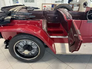 Foto 18 di 31: LANCIA Lambda  Tipo 218 Corsa 1000Miglia Passo Corto 