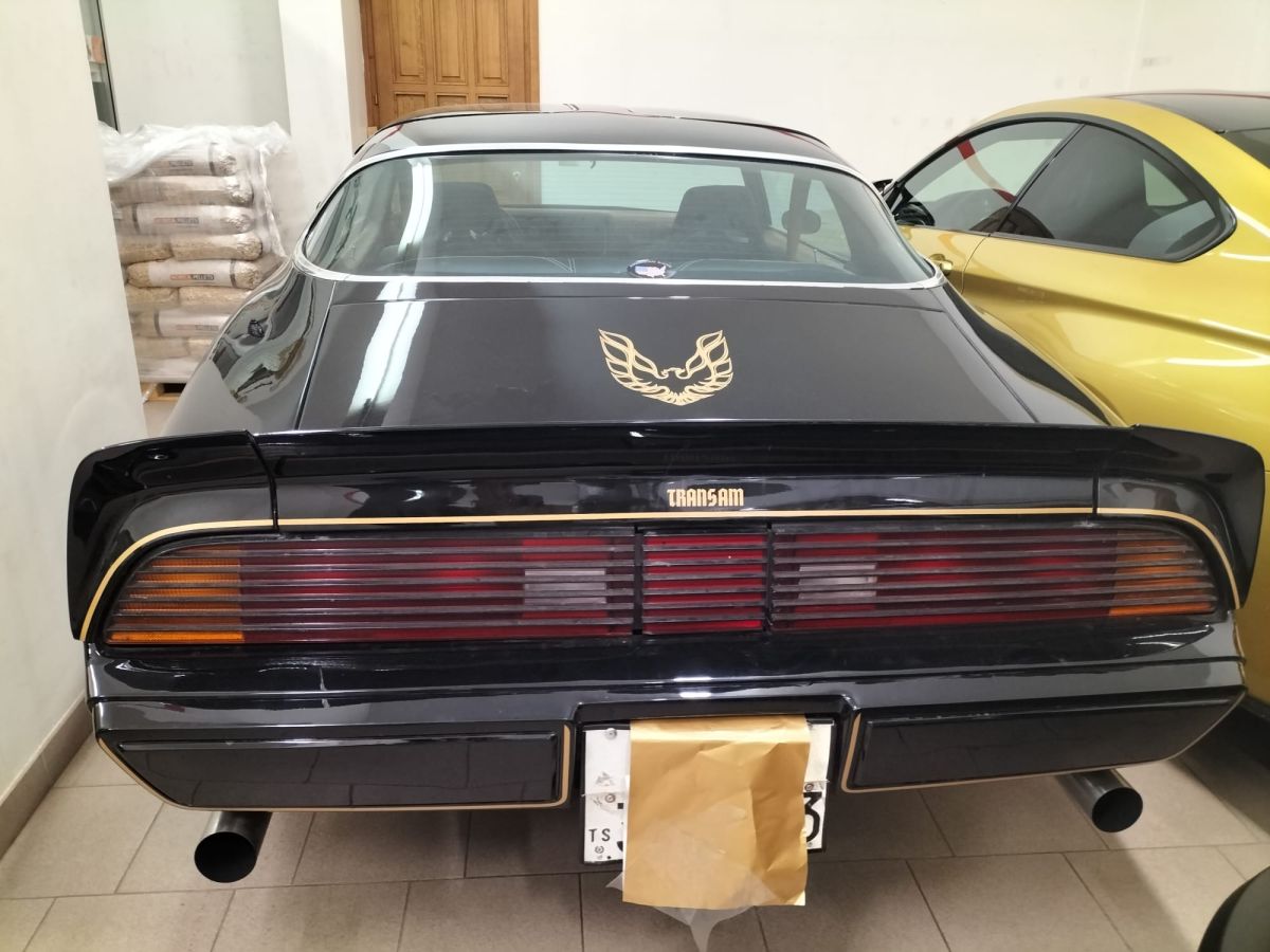 PONTIAC Firebird Esprit  