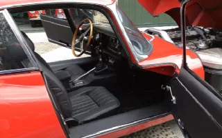 Foto 16 di 16: JAGUAR E-TYPE SII (1967-1971) COUPE 2 POSTI   