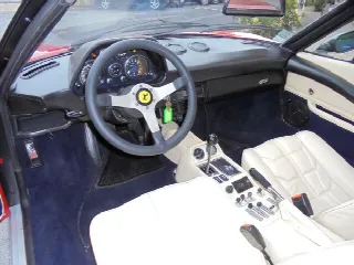 Foto 13 di 17: FERRARI 308(1974-1985) GTS QV 