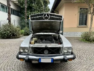 Foto 10 di 14: MERCEDES-BENZ SL(1971-1989) 450