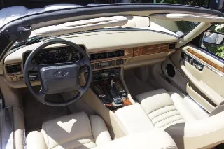 Foto 7 di 8: JAGUAR XJS(1975-1996) Cabriolet  