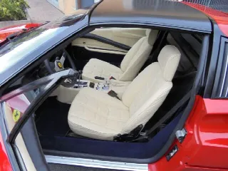 Foto 14 di 17: FERRARI 308(1974-1985) GTS QV 