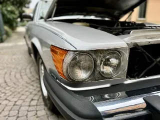 Foto 7 di 14: MERCEDES-BENZ SL(1971-1989) 450